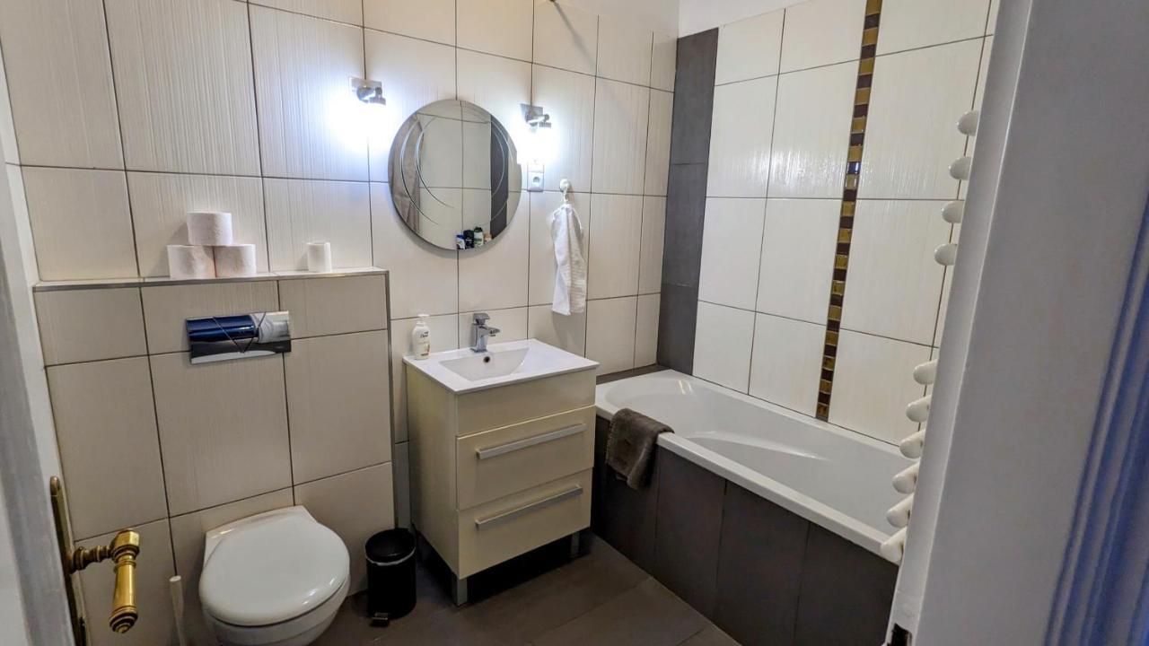בודפשט Freeparking - Great Synagogue Apartment, 2 Bedroom, 5 People ,Wifi, Ac מראה חיצוני תמונה
